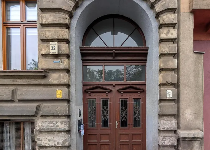 公寓 Trzebnicka Spacious By Bookinghost